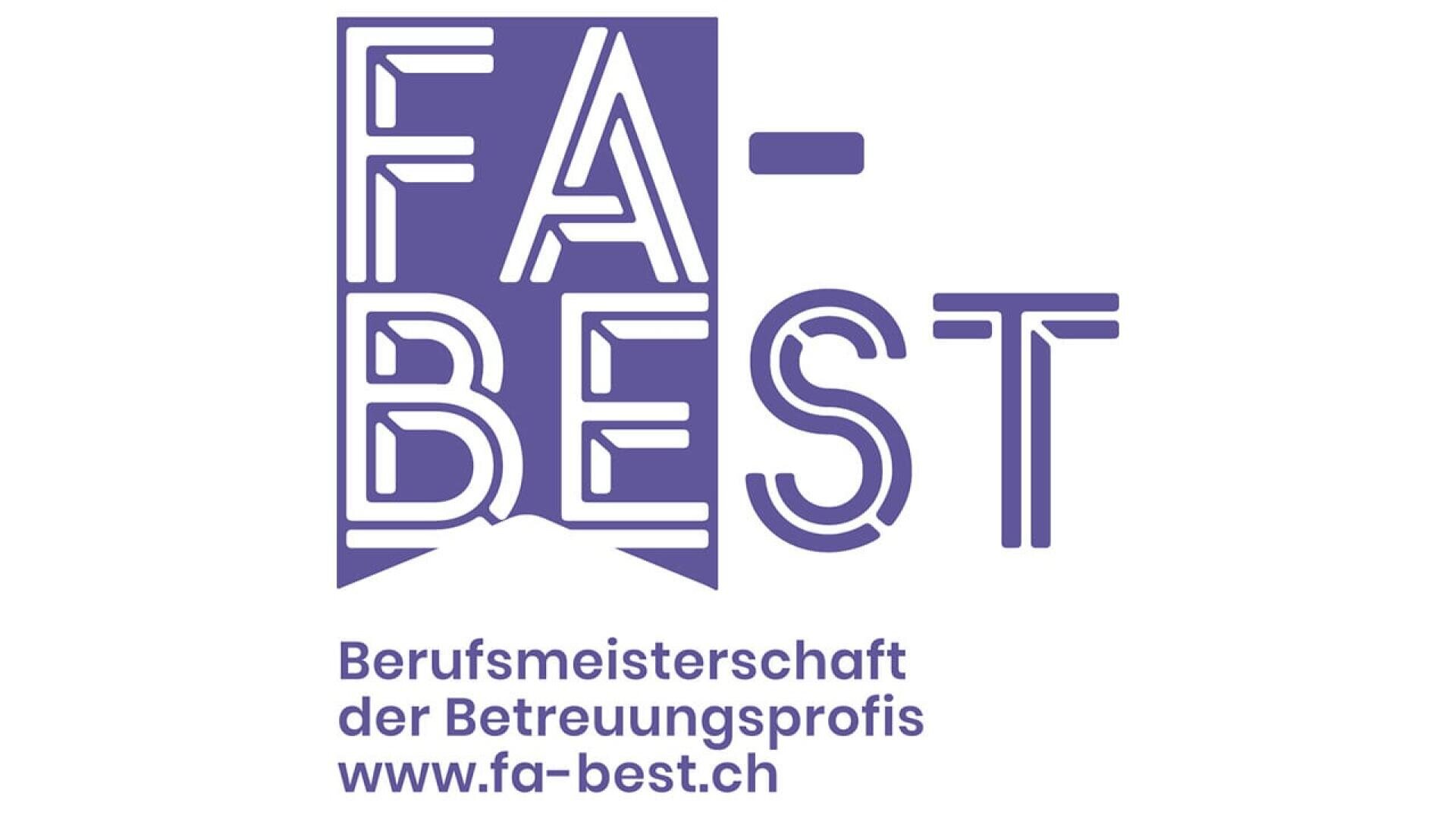 Logo in violetter Schrift mit der Aufschrift FA-BEST und darunter die Berufsmeisterschaft der Betreuungsprofis www.fa-best.ch in deutscher Sprache. Das Design verwendet fette, stilisierte Buchstaben auf weißem Hintergrund.