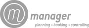 Logo mit einem kreisförmigen Symbol, das links ein kleingeschriebenes m und rechts das Wort Manager enthält. Unter dem Wort Manager stehen die Worte Planung - Buchung - Kontrolle.